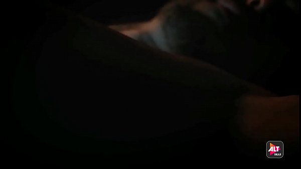 Bathroom mein sexy video