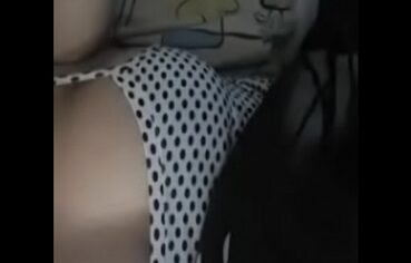Scarlett johansson boobs