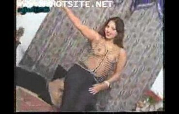 Pakistani nude  mujra hd
