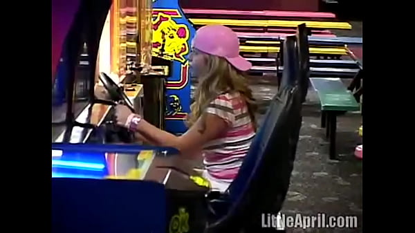 Kick boy arcade