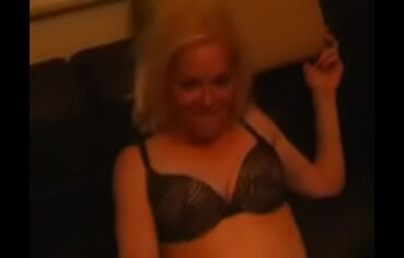 Kelleewitschi cam4 records